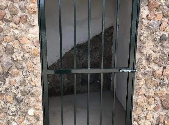 La Bodega De Julian *